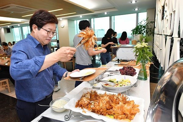 염태영 시장과 수원시, 양파 농가 지원 나서