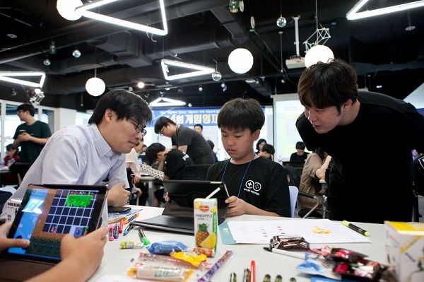 지난해 게임영재캠프 모습