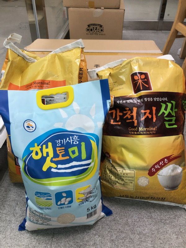 은계지구 음식점 두원집, 저소득 가구에 매월 백미 후원