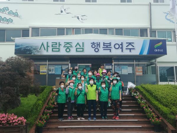 점동면 새마을부녀회, 환경정화 실시