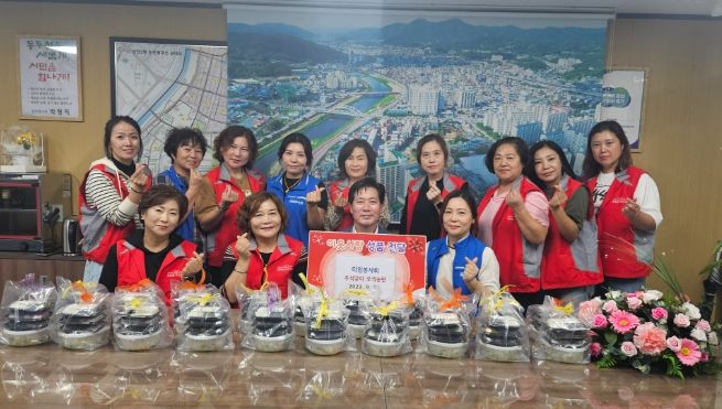 동두천시 마임봉사회, 취약계층 이웃을 위해 추석 명절 기념 송편과 계절 김치 전달