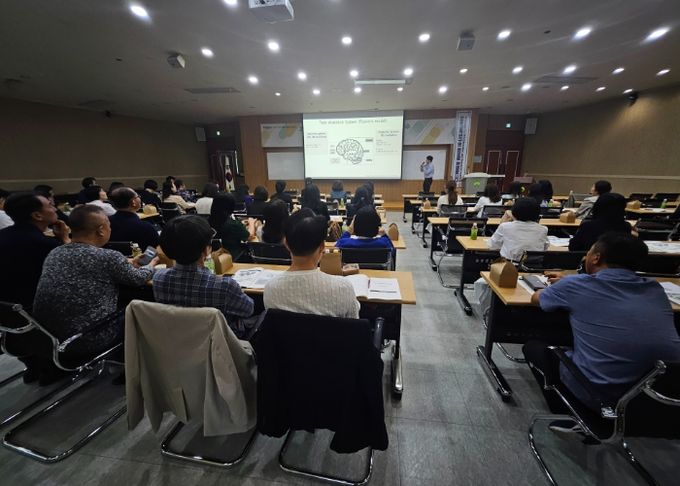 수원교육지원청, 초등 교감 연수로 현장 지원 강화