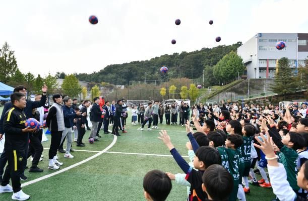 제1회 수원영통구청장배 생활체육 유소년축구 대회 성료