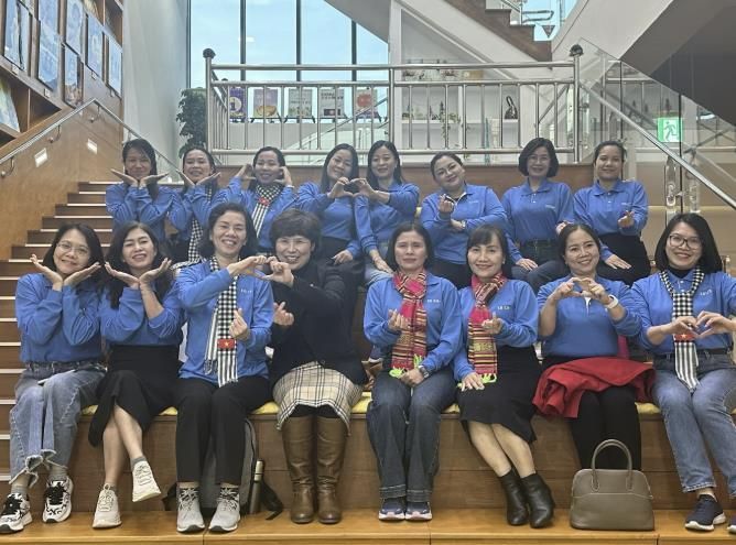 10월 31일 기관 방문 단체 사진