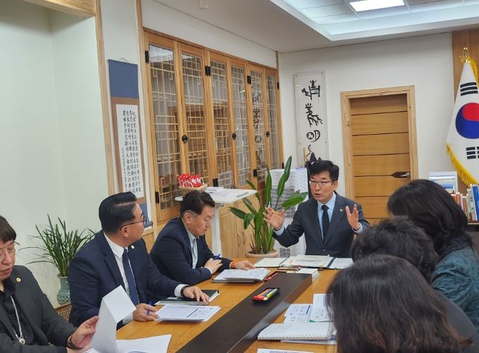 동료직원 비보에 깊은 애도