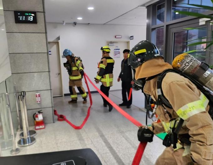 세종북부소방서. 교육정보재해복구센터 화재 대응훈련 실시