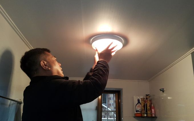 광명시가 올해도 민관 협력 사업인 ‘희망체인지홈즈사업과 ‘온정나눔세탁소’를 운영해 주거 취약계층의 생활환경 개선에 앞장선다(생활복지기동반)