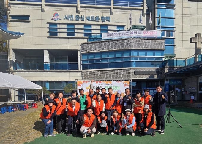 진위면 주민자치회 ‘돌아온 진위장터’ 주민과 함께 웃음 가득한 장터로 마무리