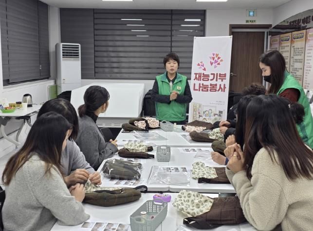 새마을문고포천시지부, 자원봉사센터 직원 대상 재능기부 행사 개최