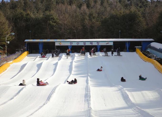 안산썰매장 운영 모습.(사진=안산도시공사 제공)