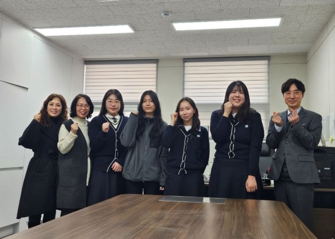 광주 경화여자EB고등학교, 2025년 공무원 5명 합격 성과