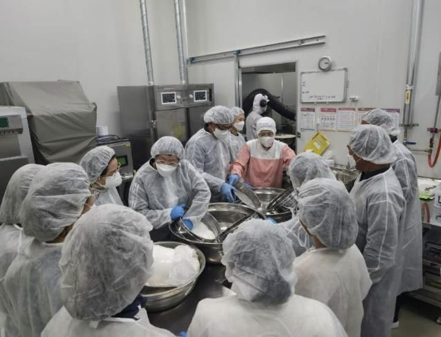 쌀가루 분쇄 실습 교육 모습