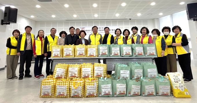 양천구의회 오해정 운영위원장, 신월7동‘사랑담은 설 명절꾸러미’전달 행사 참여