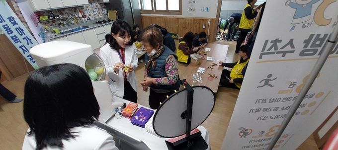 청도군, ‘장애인복지관 연계 치매인식개선 캠페인’ 실시