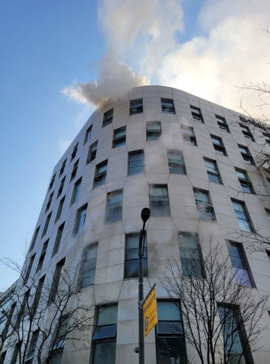 28일 화재 발생한 분당구 백현동 건물 모습